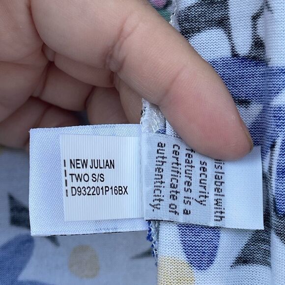 Diane von Furstenberg "New Julian Two" jersey dress in garden daisy print 10 - Picture 12 of 13